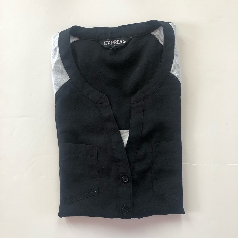 Express - women’s XS top 3/4 sleeves gray and Black / Grey Top - Picture 10 of 10